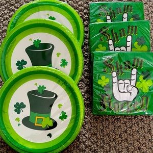 Saint Paddy‘s day napkin and plate set